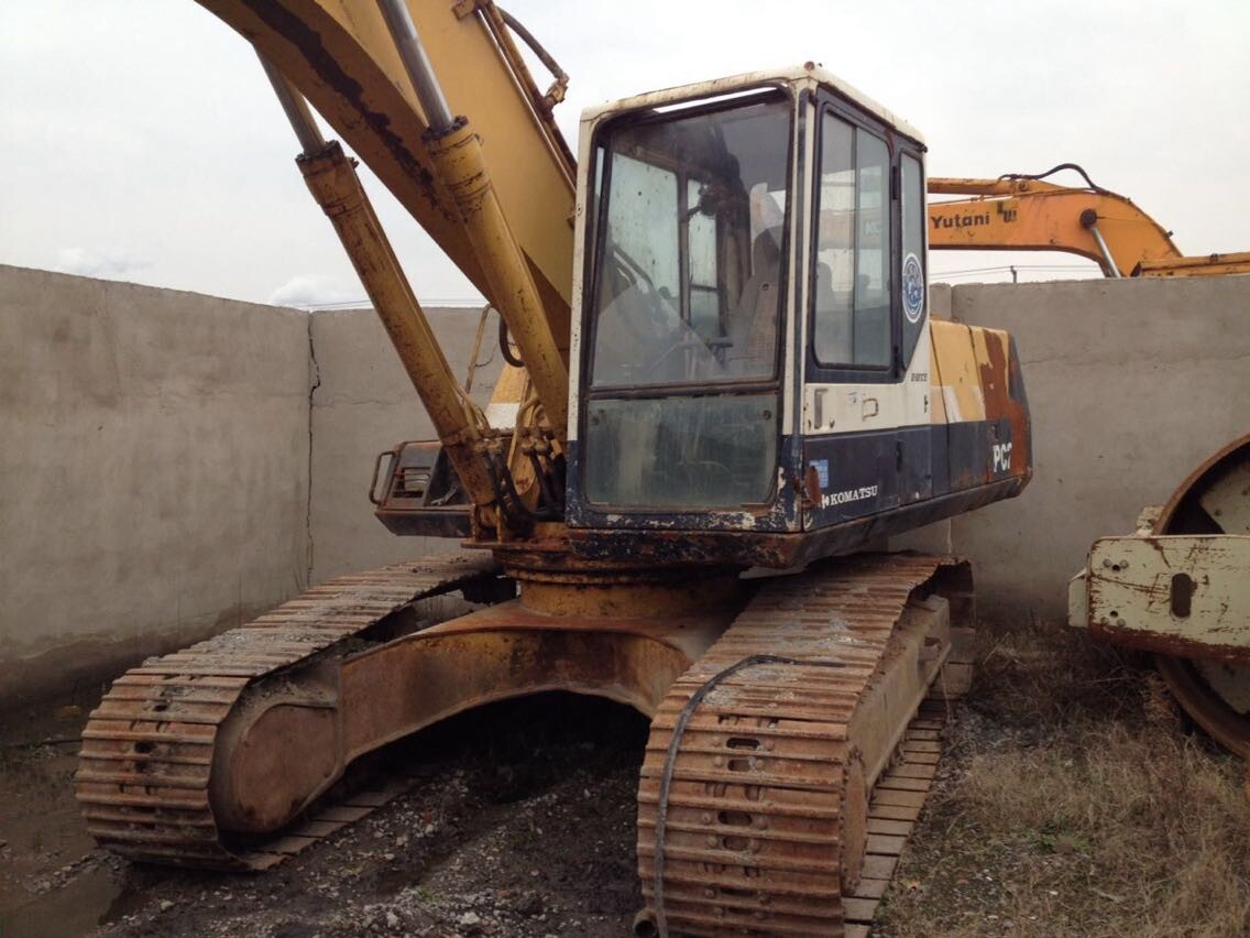 二手小松挖机pc200-5