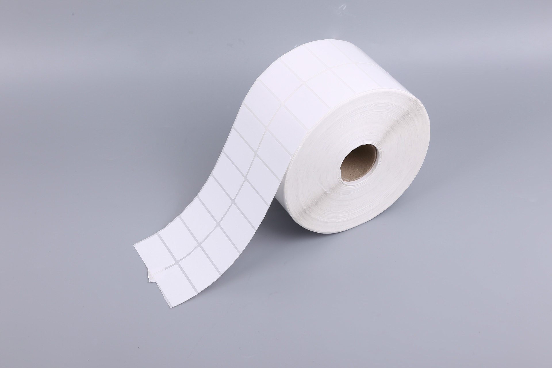 45*25*10000双排条码打印纸 不干胶标签纸 铜板纸标贴 价签