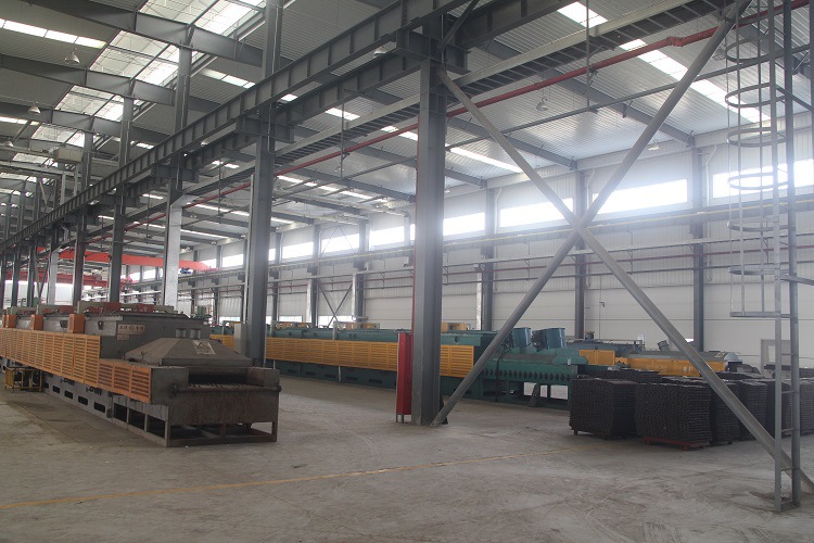 216*11*600机型cat330 挖机板 履带板 底盘配件