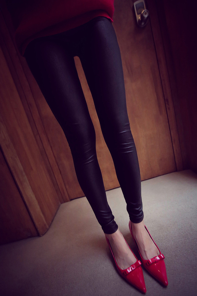 韩版仿皮裂纹打底裤紧身显瘦腿黑色仿皮裤蛇纹外穿小脚图片_5