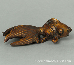 木质工艺品 黄杨木 雕刻摆件 工艺品- 招财金鱼 wn047