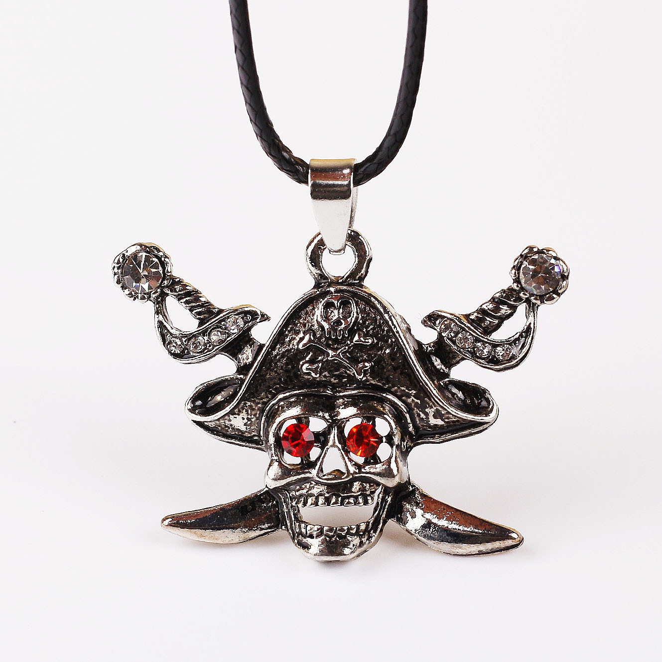 8月新款 加勒比海盗船骷髅头 杰克帽子男士项链 男女通用项饰批发