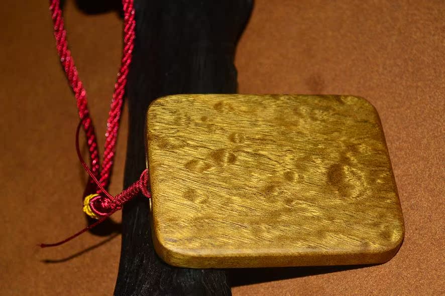 金丝楠木 纯金料 阴沉木 乌木 无事牌 佛牌金丝楠手把件