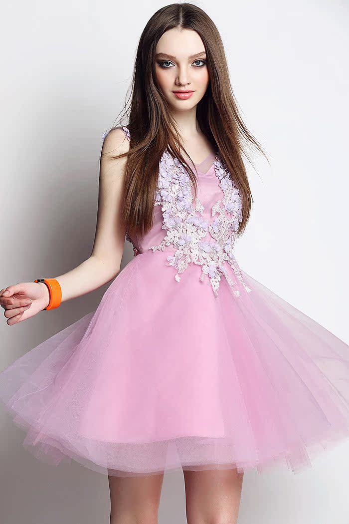 欧洲站2015春夏新款女装 v领重工钉珠手摇花钉花网纱连衣裙礼服