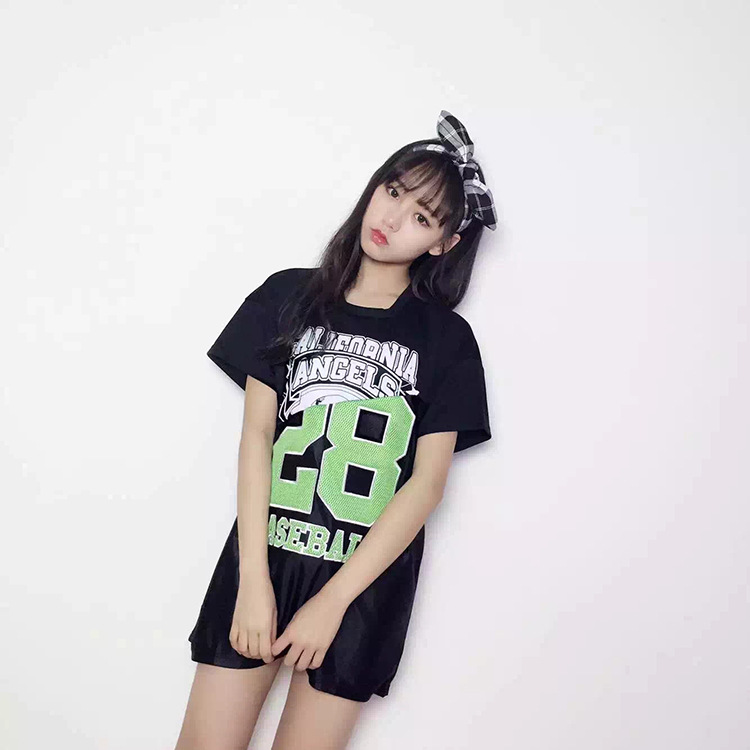 2090韩国东大门代购实拍曹若涵 潮流街头字母刺绣拼接宽松女t恤