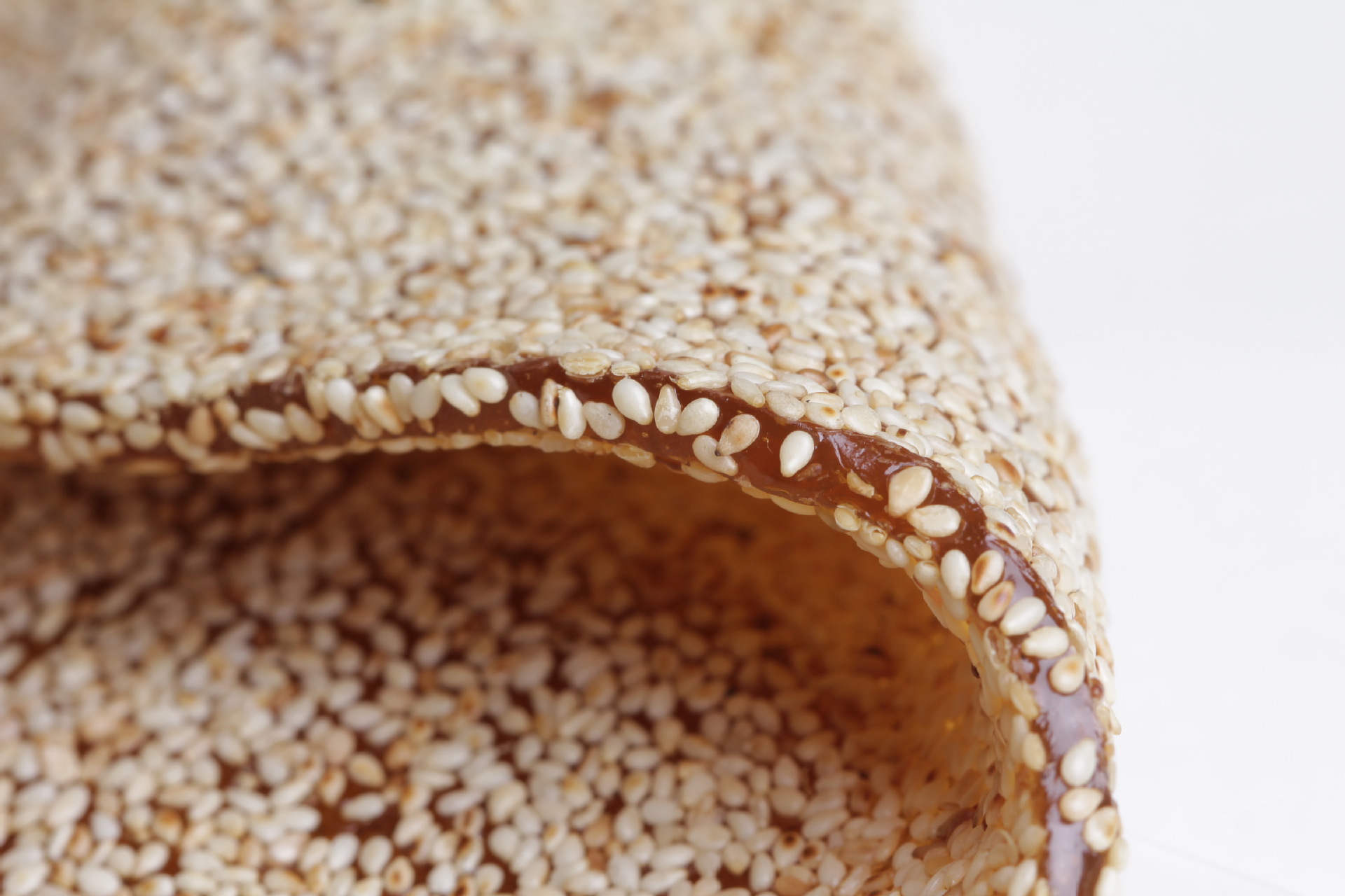 包邮特价 重庆特产手工散装5kg小白黑芝麻牛皮糖 传统牛皮糖10斤