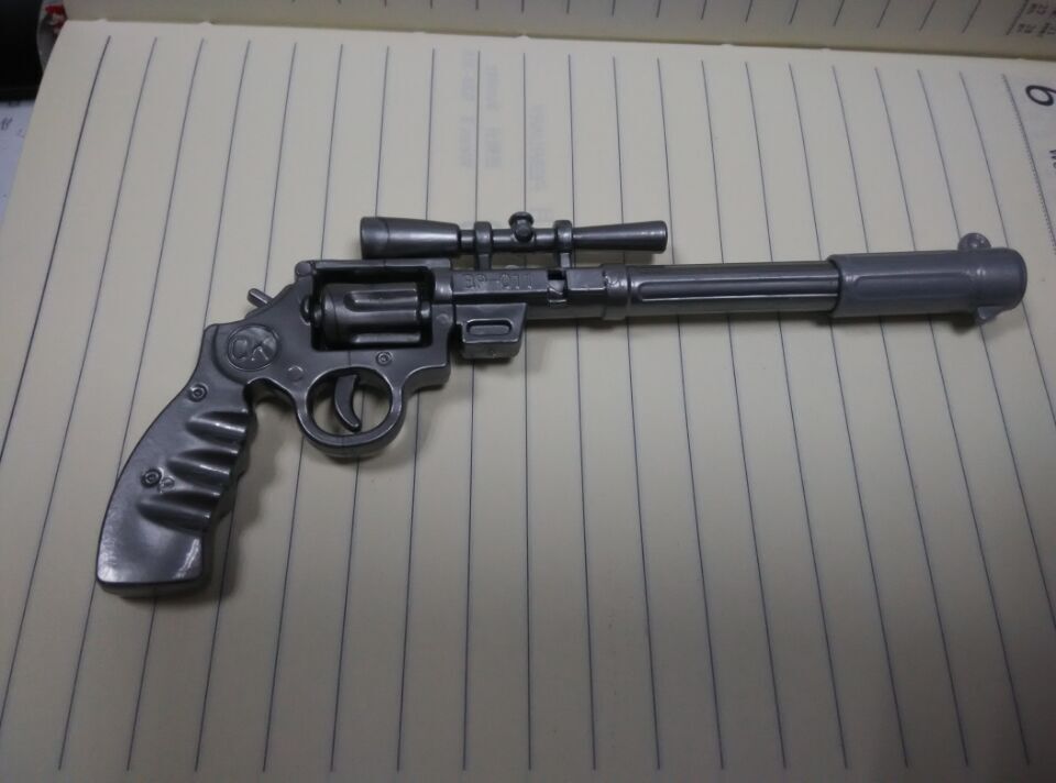 穿越火线圆珠笔 枪模型圆珠笔 玩具枪笔 手枪油笔 学生奖品 批发