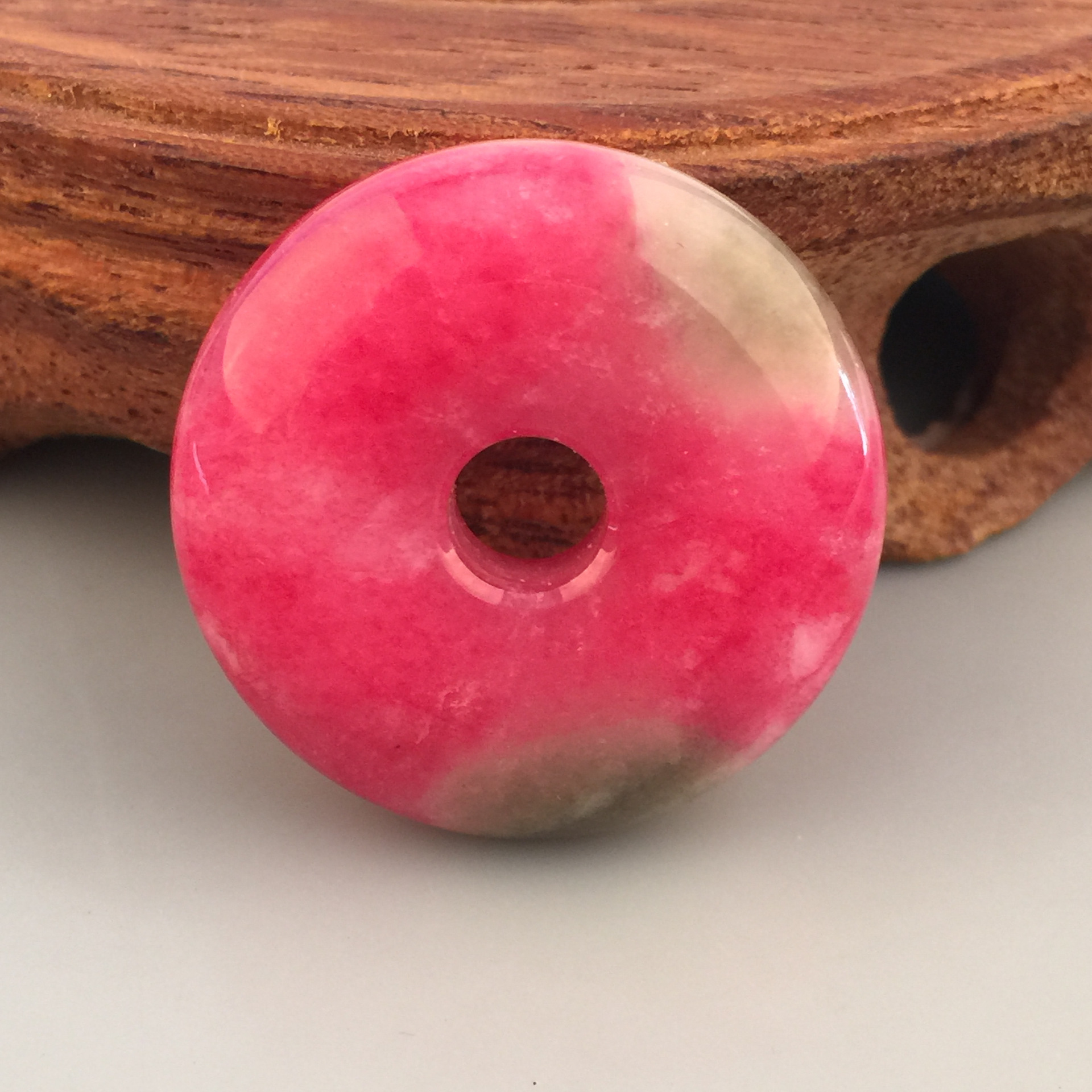 厂家直销 正品桃花玉平安扣 玉平安扣 男友通用 辟邪保平安