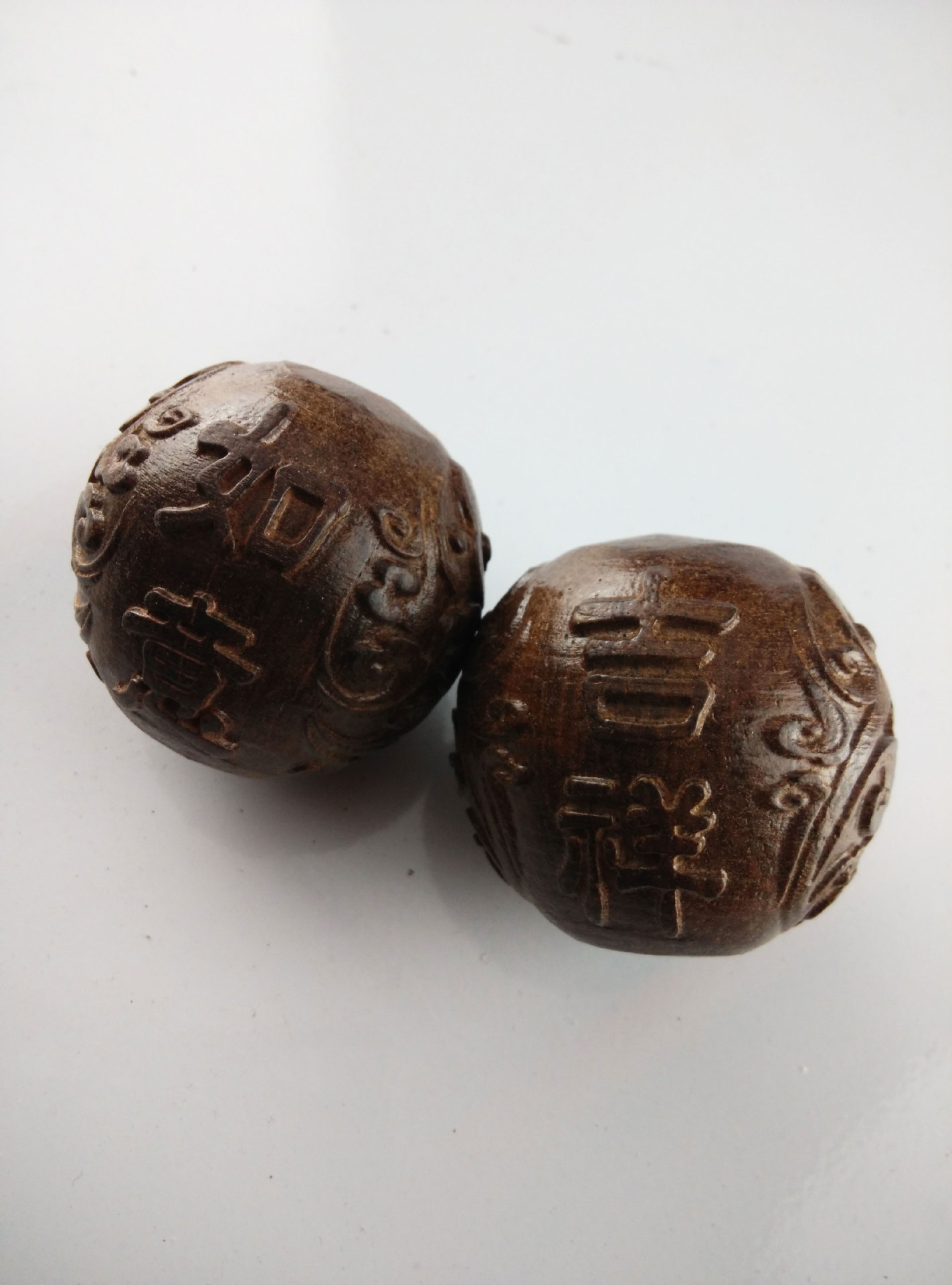 跑江湖地摊手把件批发木雕工艺品把玩件批发手把件沙尘木把玩件