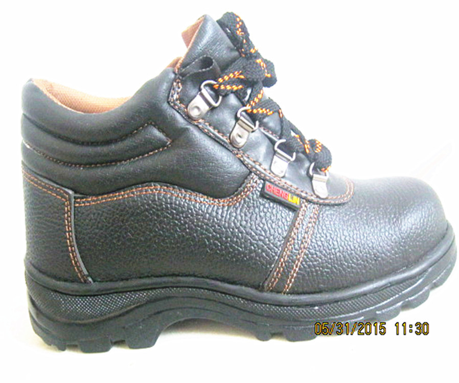 供应外贸防砸鞋防沙鞋 耐磨防砸防刺穿劳保鞋鞋 892厂家直销批发