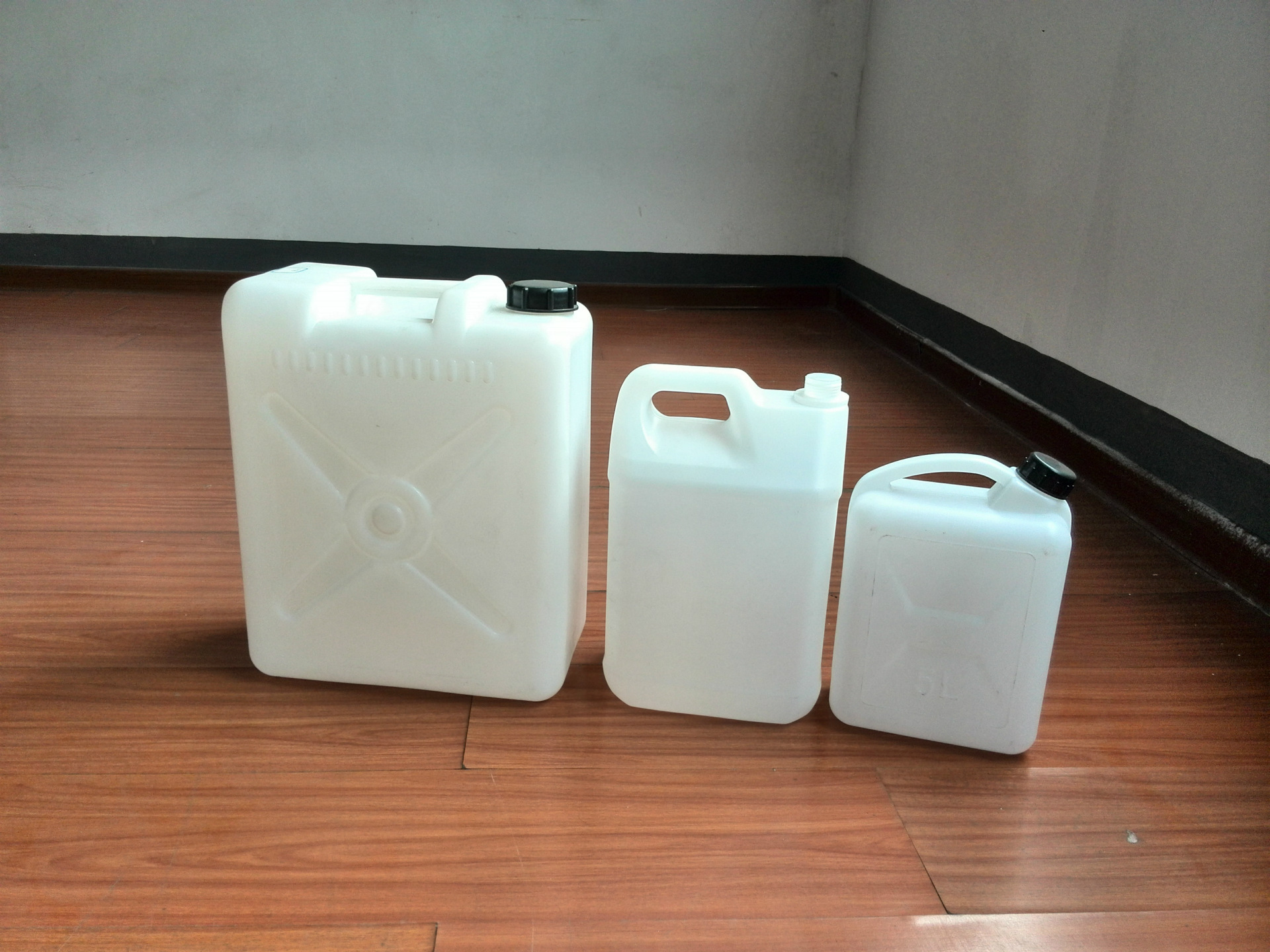 10l闭口扁方塑料桶10公斤塑料壶10千克香精塑料桶20斤打酒壶