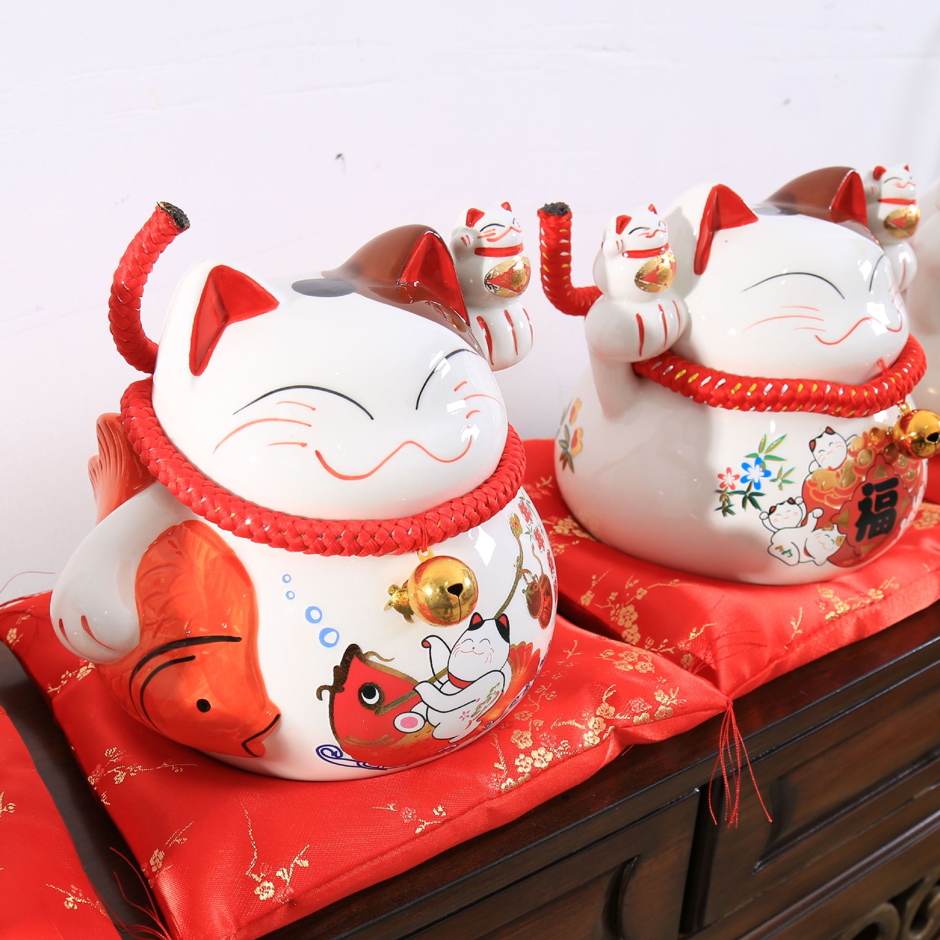 招财猫摆件 9寸日本陶瓷储蓄罐 家居结婚创意店铺开业礼品 b6