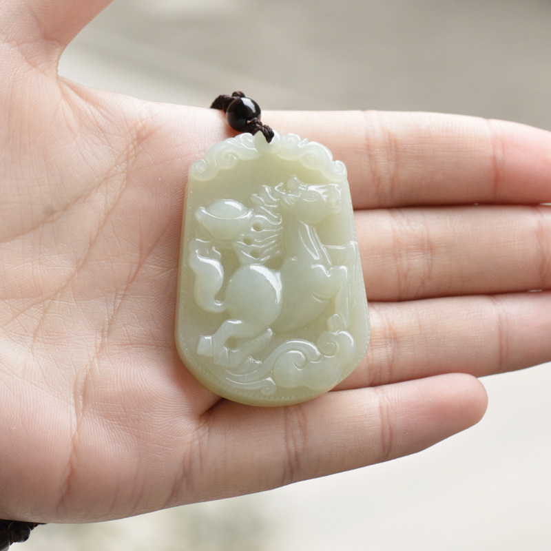 玉协 天然和田玉器生肖马玉牌玉石吊坠 男女款玉佩挂件
