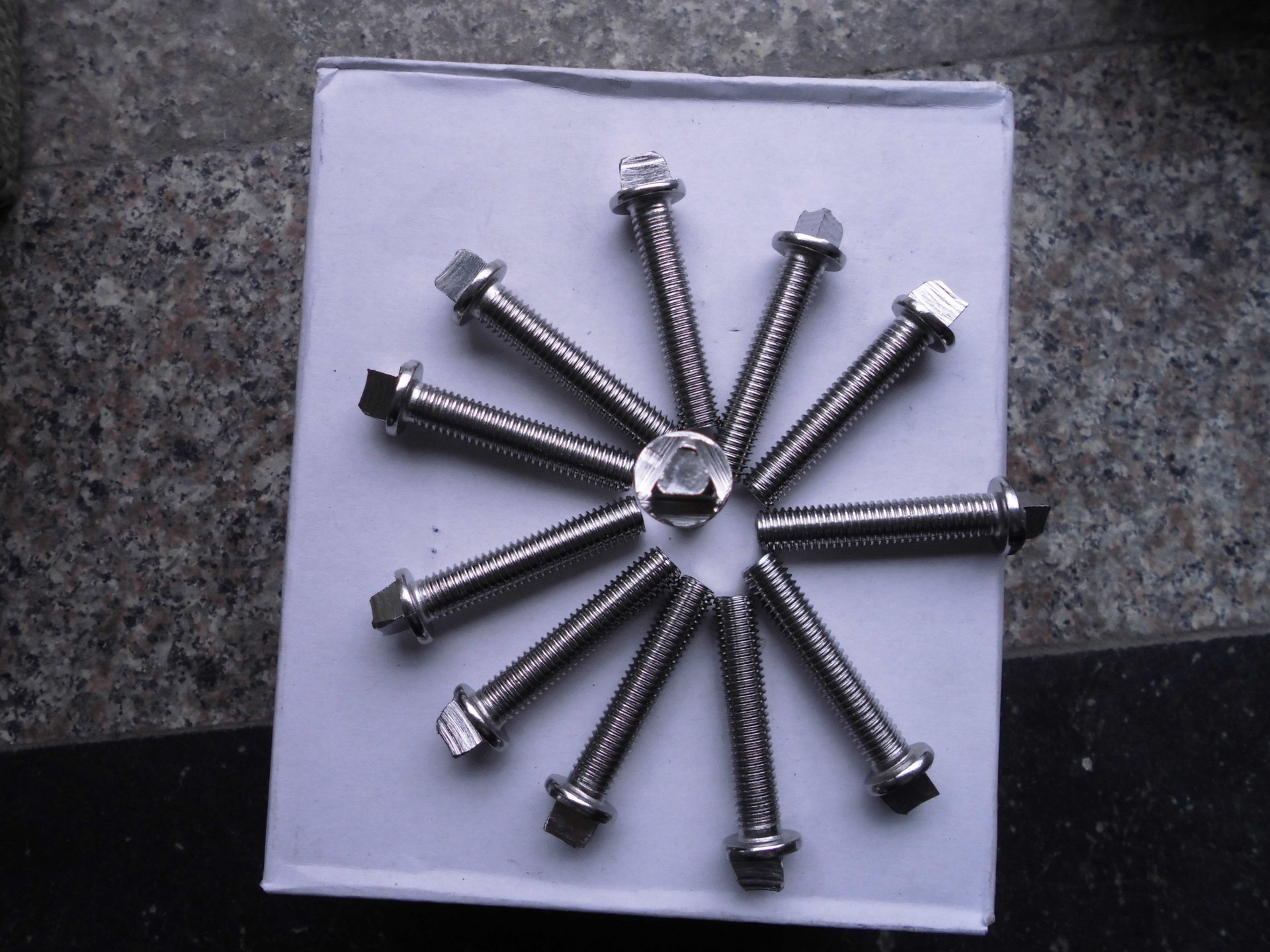 三角头防盗螺丝 防盗螺丝 304材质三角头防盗螺丝 路灯防盗螺丝