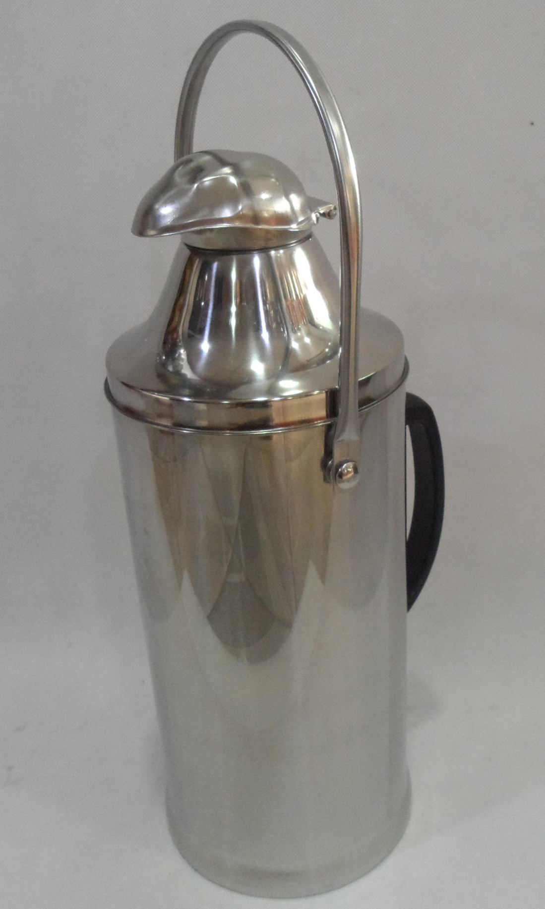 不锈钢保温瓶(不锈钢保温瓶好还是玻璃保温瓶好)