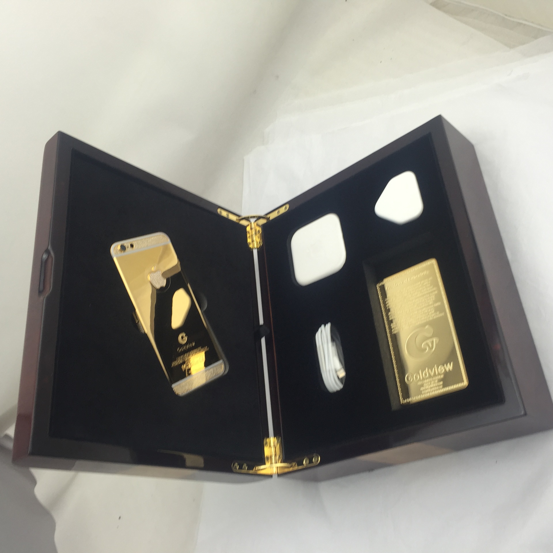 苹果黄金版私人定制 纯24k金电镀加工 goldview gv 钻石版手机