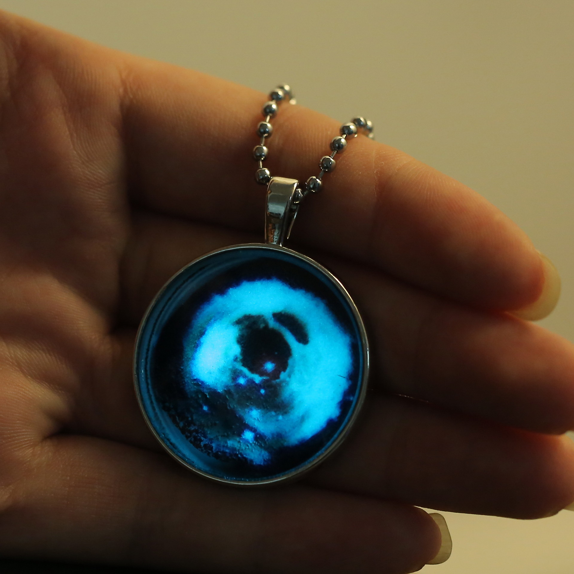 发光项饰厂家批发 星空时光宝石项链 义乌货源厂家直销 定制批发