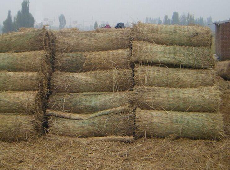 【出售农业大棚 工程 公路使用的草帘子】山东青岛出售农业大棚 工程