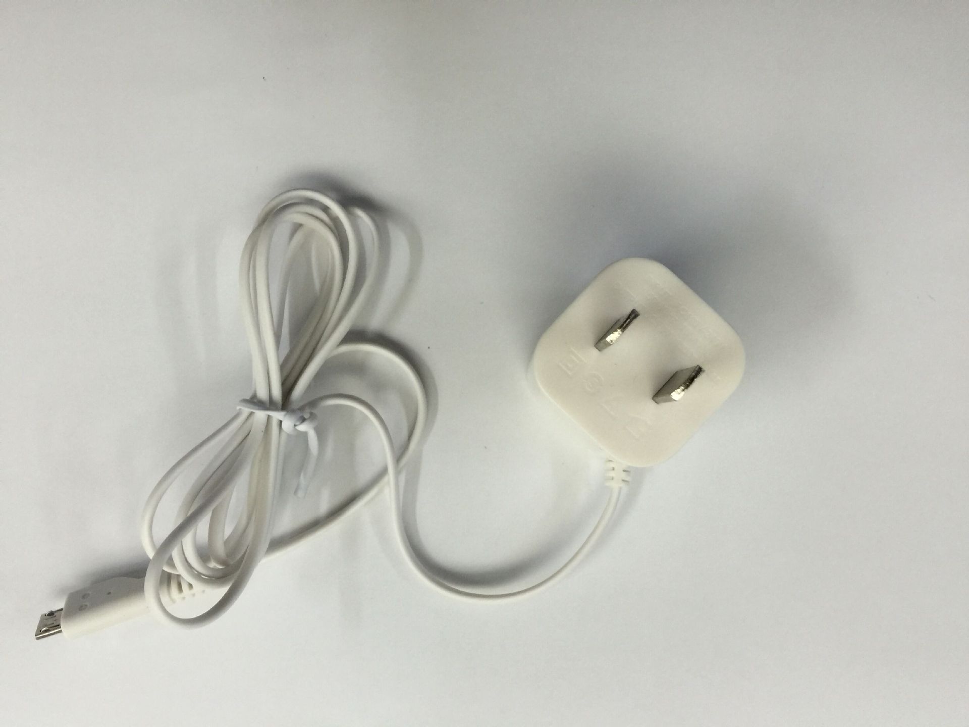 金伯利711安卓智能手机旅行充电器足1.1a 微型快速直充v8口