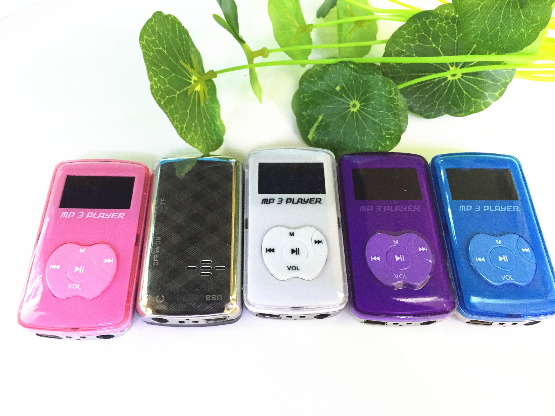 糖果有屏mp3 插卡mp3 带外响 横屏播放器