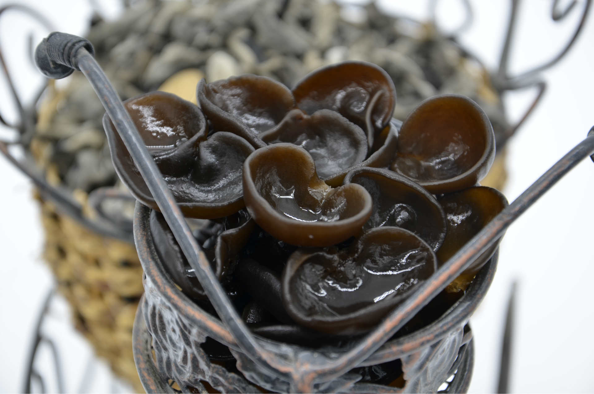 正宗东北散装 特产黑山木耳特级厂家直销东北干货