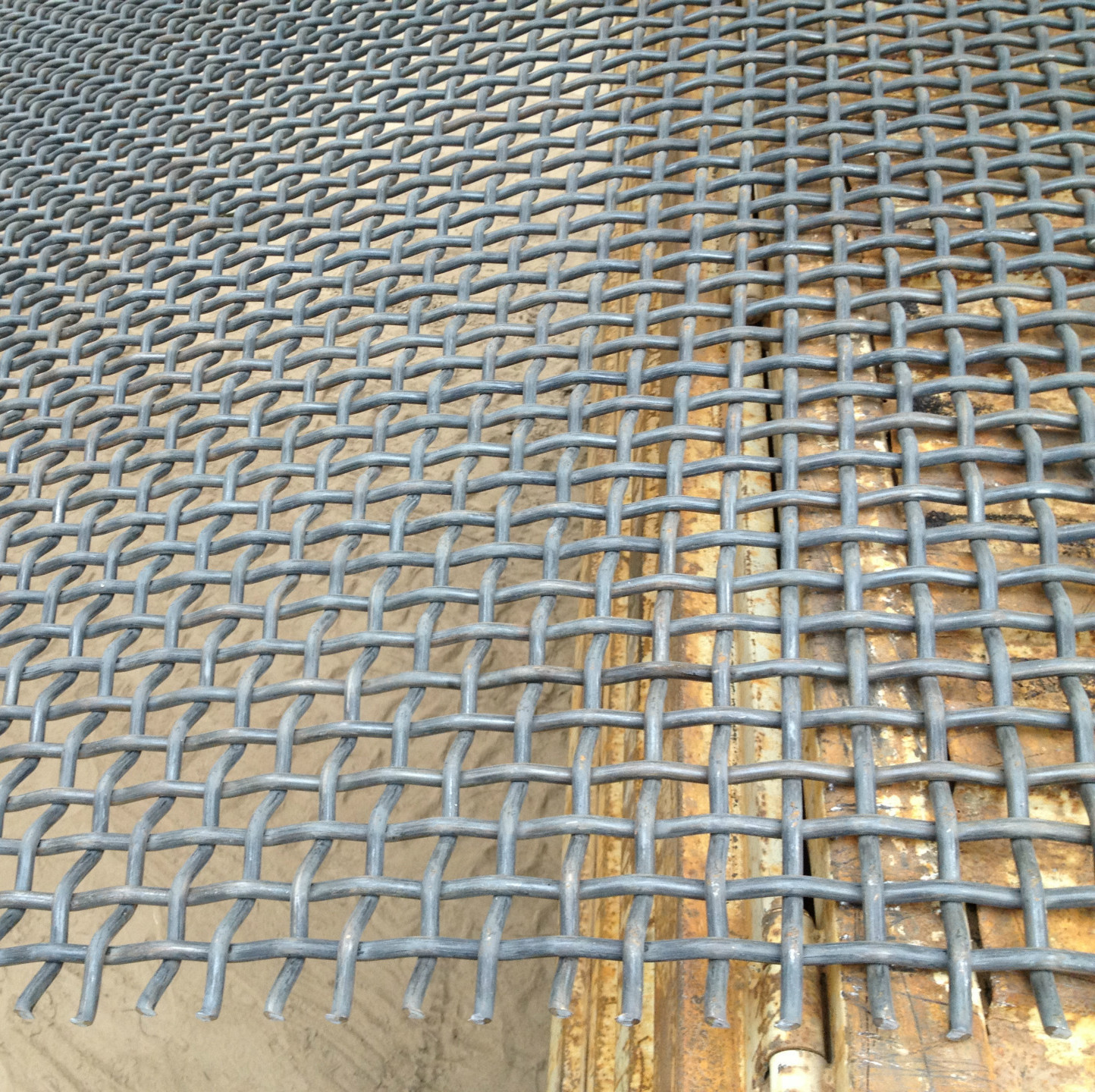 上海轧花网 矿筛网 锰钢筛网 振动筛网 不锈钢丝网优质优价