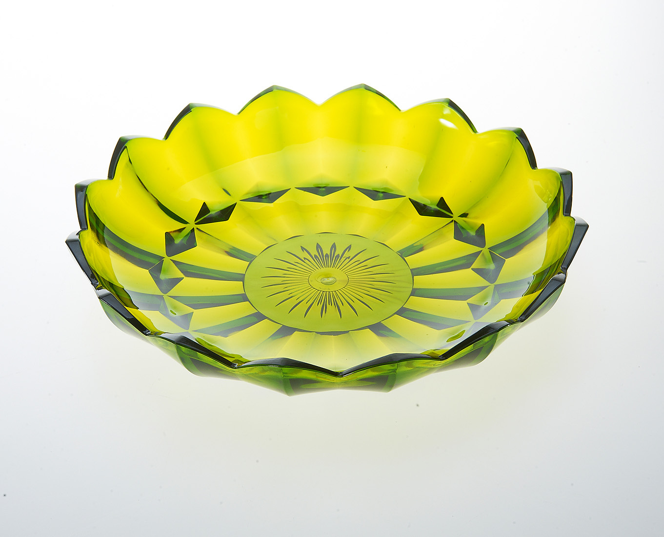 厂家供应批发彩色ps果盘,创意树叶果盘,大树叶玻璃果盘