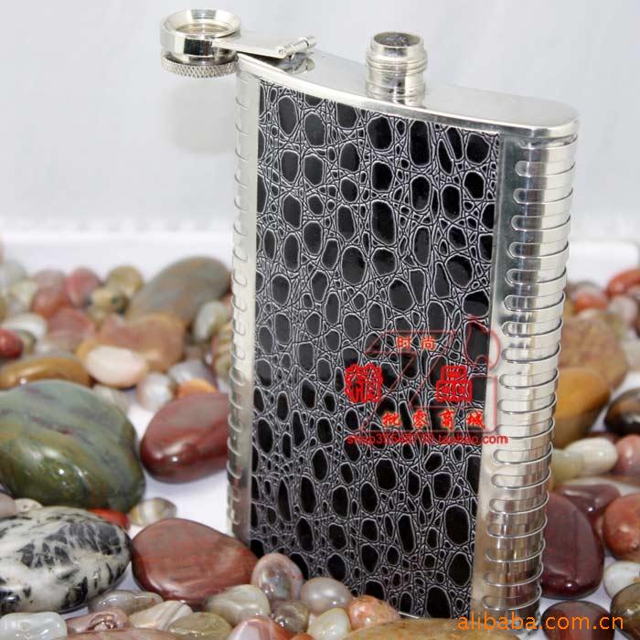 热卖俄罗斯随身军用酒壶/男士便携9盎司不锈钢酒壶礼品/镶中间皮